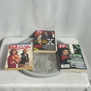 Lot of 3 Vintage TV Guide Magazines 1992 & 1997 Star Trek X-Files Collectible